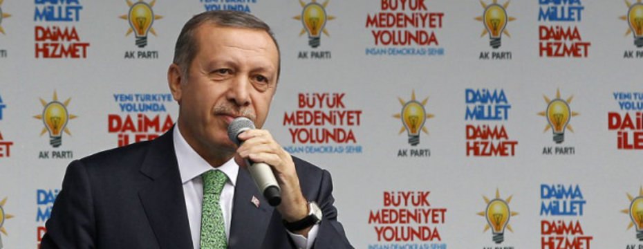 O pankartı görünce otobüsü durdurdu-2