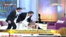 Ece Erken böyle bayıldı