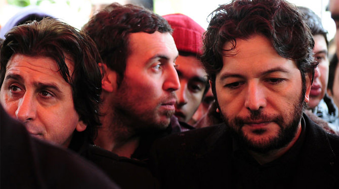 Nihat Doğan kameralara oynadı