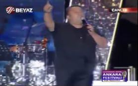 İsmail Türüt'ten Gezi Parkı Türküsü
