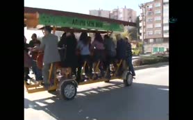 Bu kafe yerinde durmuyor!
