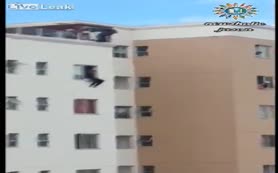 Hayat kurtaran tekme