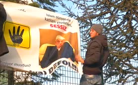 Zaman Gazetesi önünde eylem