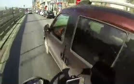 Trafikte gözdağı!