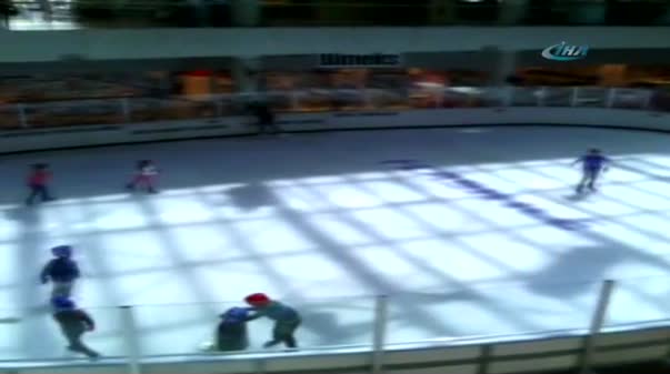 Buz pistine böyle çakıldı-1