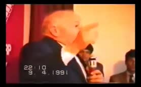 Merhum Erbakan'dan fıkralı gönderme!