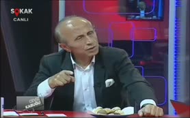 İhsanoğlu'na hırsızlık suçlaması!