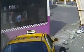 Kabataş'taki otobüs faciası kamerada