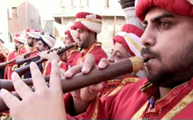 Dik dur eğilme şarkısı!