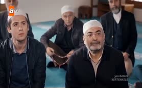 Kertenkele izleyenleri aglattı