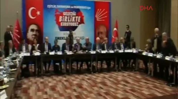 Kılıçdaroğlu'na ayakkabılı protesto-1