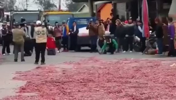 Binlerce çatapatı böyle patlattılar