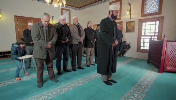 Peygamberimizin, çocuklara olan şefkat ve sevgisi…
