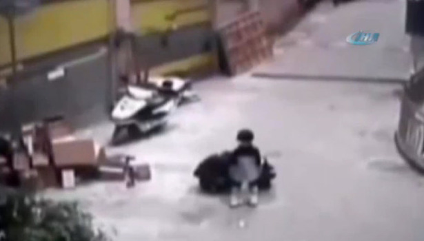 Çocukların 'ölüm oyunu' kamerada
