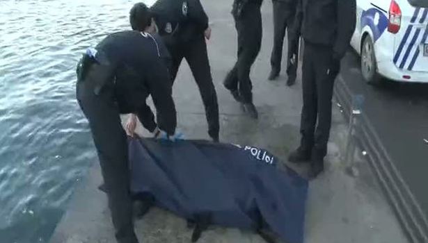 Üsküdar'da denizde kadın cesedi bulundu
