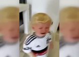 Ufak çocuğun ağlatan Demba Ba sevgisi