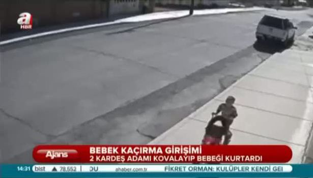 22 aylık bebeği kaçırmaya çalışan adam kamerada