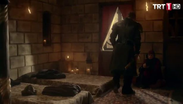 Diriliş 'Ertuğrul'dan 'kadın şiddeti'ne anlamlı mesaj