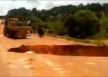 Yol otobüsü yuttu