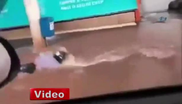 Boğulmaktan son anda kurtuldu