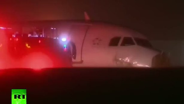 Air Canada uçağında büyük tehlike