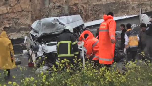 Şanlıurfa'da zincirleme trafik kazası