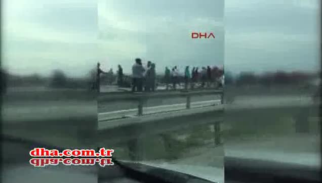 TEM'de korkunç kaza: 2 ölü!-1