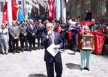 New York'ta Türk Bayrağı göndere çekildi