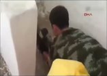 Hamile kadın tuvaletini yaparken bebeğini deliğe düşürdü