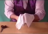 Ünlü sihirbazlık numarası kumaş kesme
