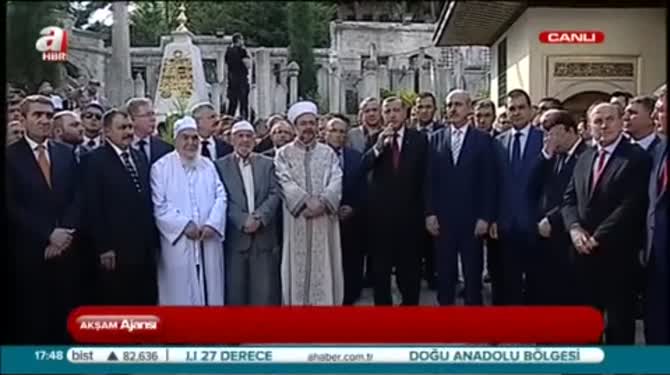Cumhurbaşkanı Erdoğan Eyüp Sultan Türbesi'nin açtı