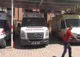 Ambulansları da silahla tarıyorlar