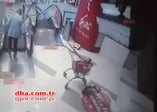 Bir yürüyen merdiven dehşeti daha!