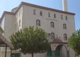 Caminin bağış kutusunu böyle çaldı