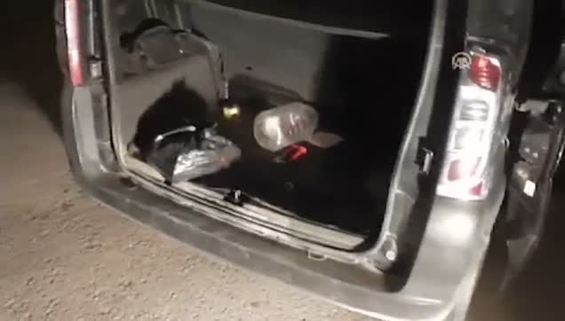 HDP'li başkanın aracında bomba kalıbı bulundu-1