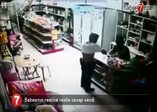 Babasının restine restle cevap verdi