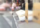 Polis sahte can yeleklerini topladı