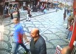Kızgın müşteriden esnafa dayak: 4 yaralı