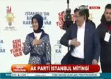 Başbakan Davutoğlu miting alanına yüzbinleri selamladı