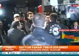 Görevli polislere engel oldular