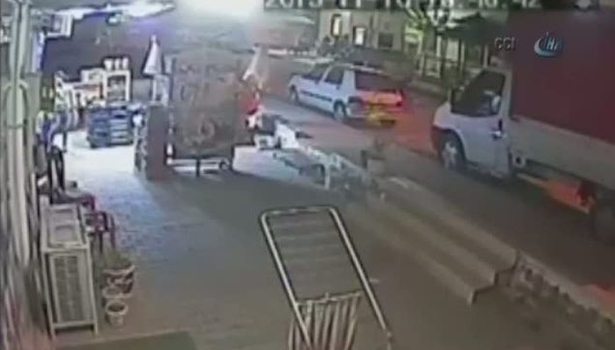 4 yaşındaki çocuğun kaçırılma anı kamerada