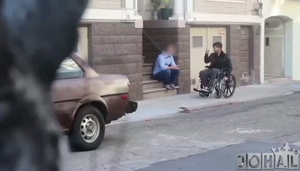 Engelli gencin yardım talebini kimler kabul etti?