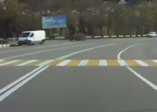 Fırlayan lastik yayaya çarptı