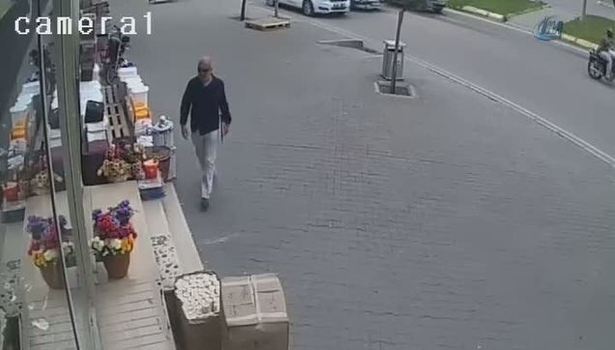 Entellektüel kılıklı hırsız şok etti
