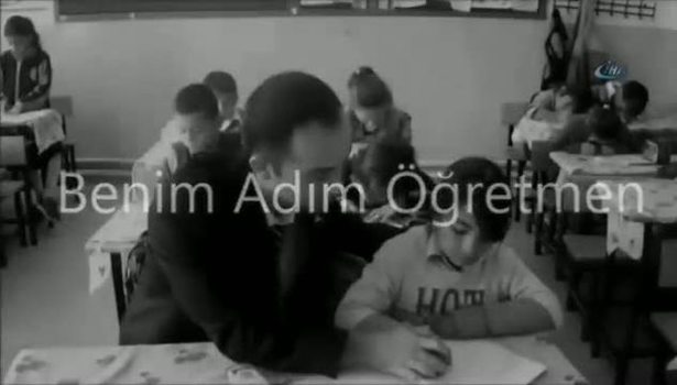 Öğretmenlerden izlenme rekorları kıran klip