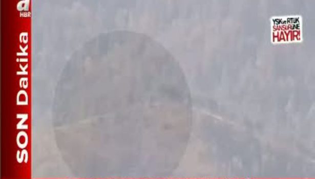 Uçağın pilotu paraşütle atladı!