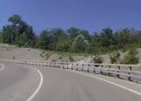 Viraja hızlı giren kamyonun zor anları