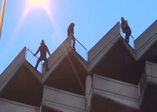 8 katlı otoparkta toplu intihar girişimi