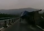 Fazla yük kamyonu kırdı!