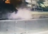 Polise atmak istediği bomba elinde patladı